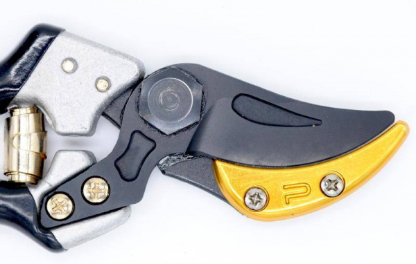 Секатор Vesco A6 PLUS 